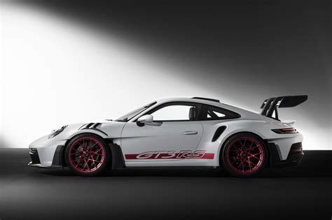 Priced from £178,500 in the UK, the new Porsche 911 flagship – on show at Monterey Car Week in California – is the first GT3 RS model since 2018 and the first to be based on the 992 ...